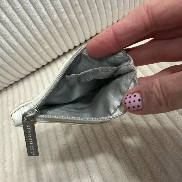 Starbucks Seattle,Wa branded coin purse w/zipper. Cute - it holds cards and key. - Picture 3 of 6